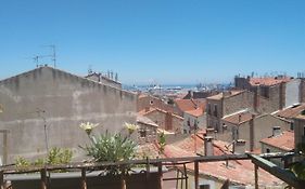 Terrasse De La Revolution